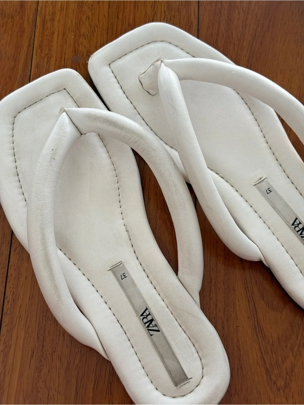 Zara White Padded Thong Sandals size 37 - Picture 2 of 4